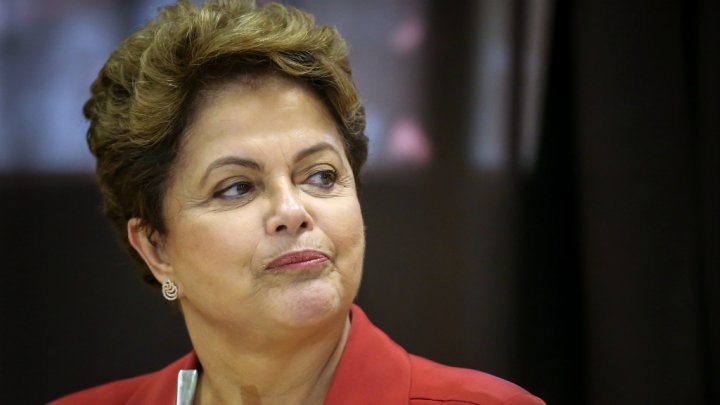 Présidentielle brésilienne Dilma Rousseff réélue avec 51,45  des voix